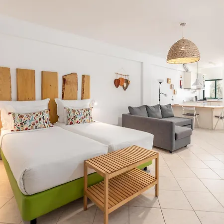 Estudios Salinas - Apartment