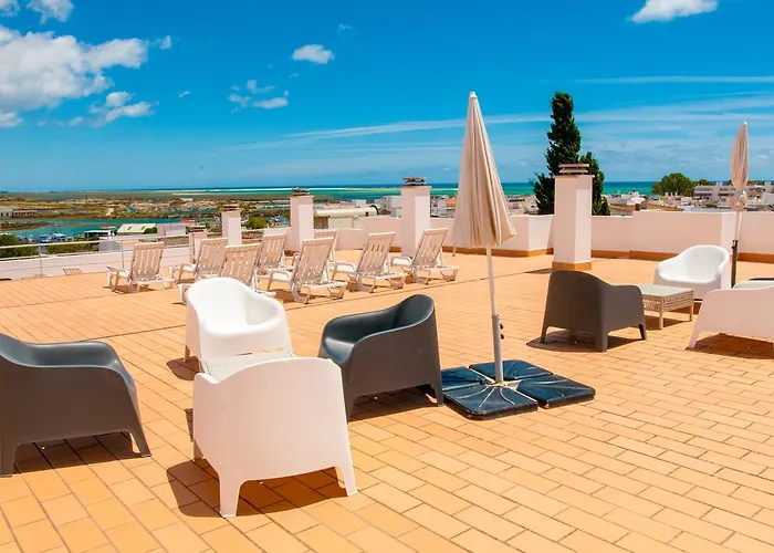 Estudios Salinas - アパート フゼタ