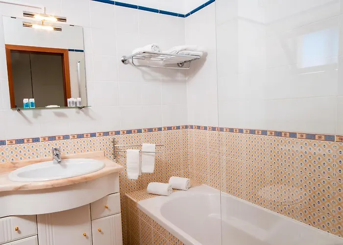 Estudios Salinas - * Fuseta